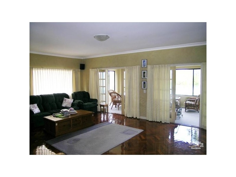 49 Point Road, Tuncurry NSW 2428