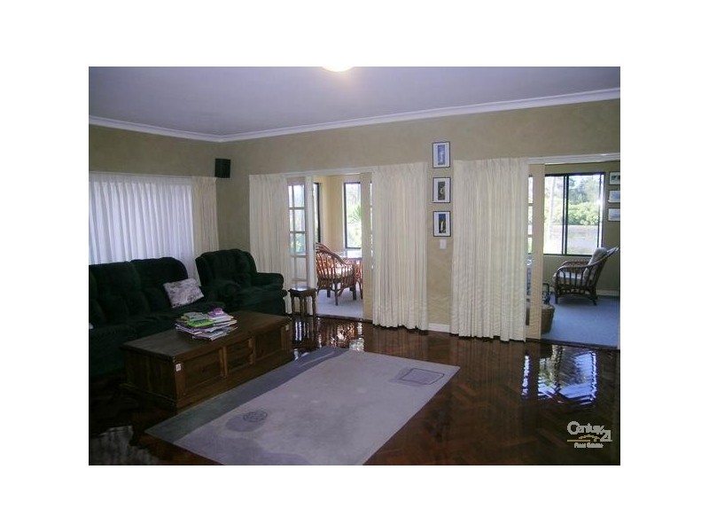 49 Point Road, Tuncurry NSW 2428