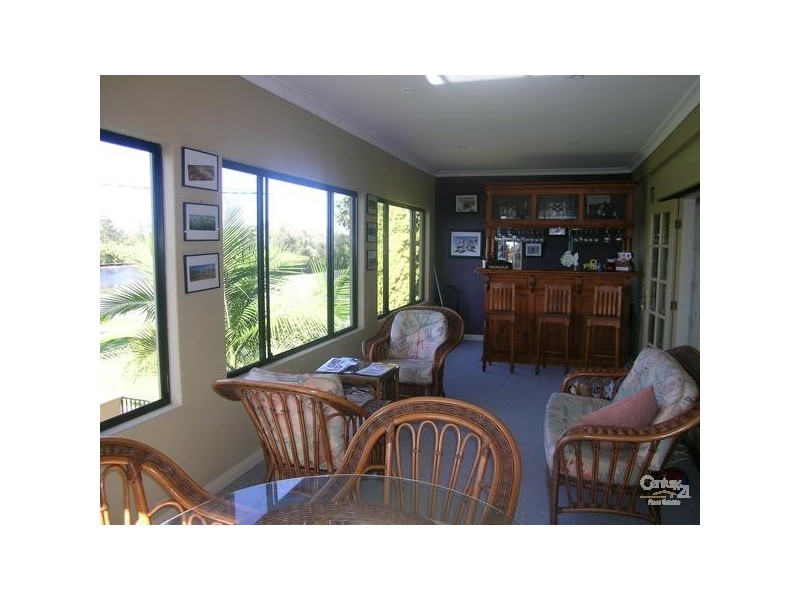 49 Point Road, Tuncurry NSW 2428