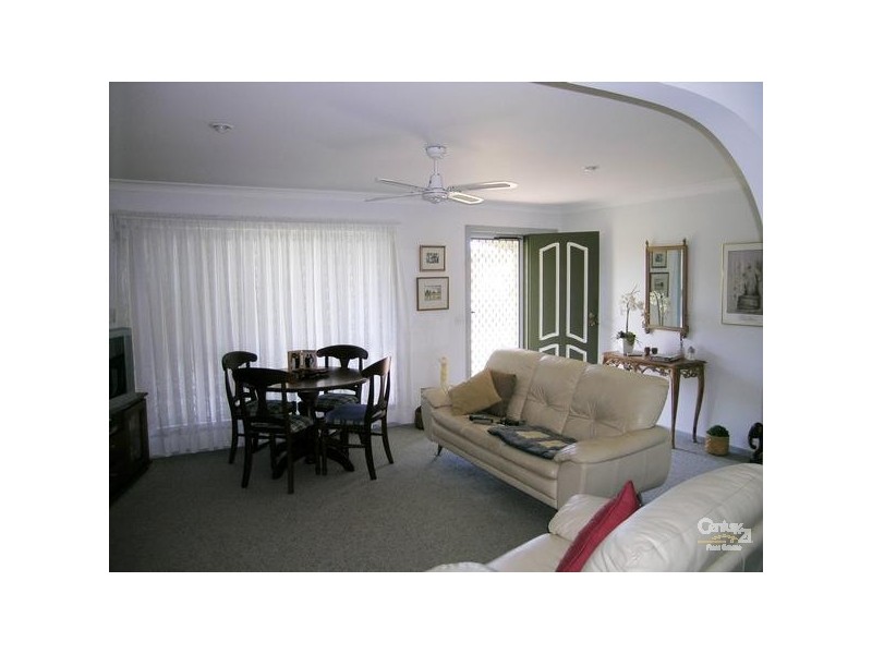 2/95 Goldens Road, Forster NSW 2428