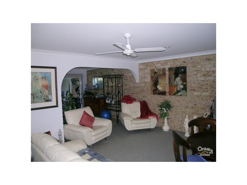 2/95 Goldens Road, Forster NSW 2428