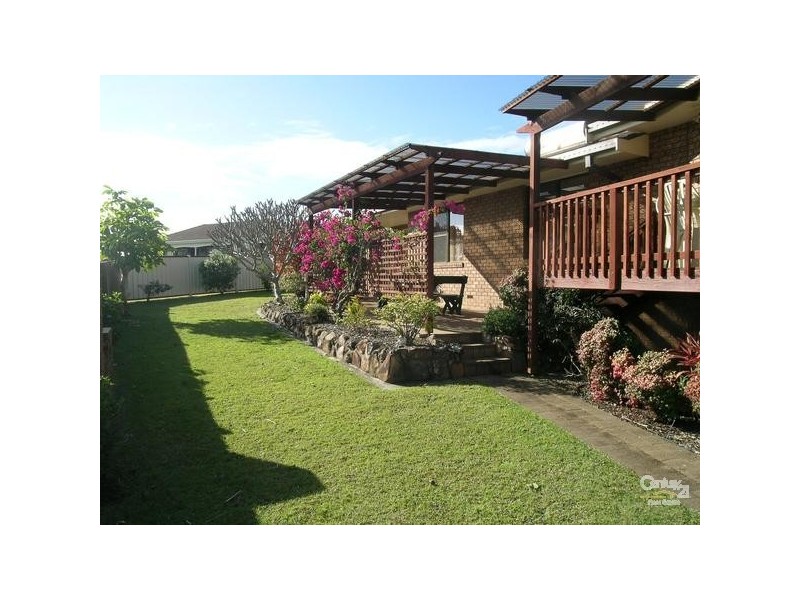 17 Bundacree Place, Forster NSW 2428