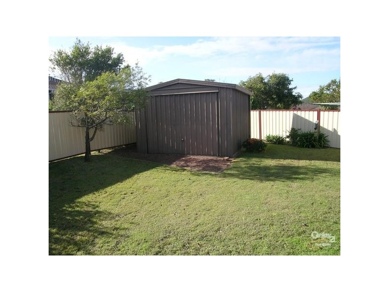 17 Bundacree Place, Forster NSW 2428