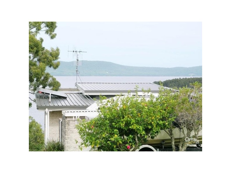 92 Green Point Drive,, Green Point NSW 2428