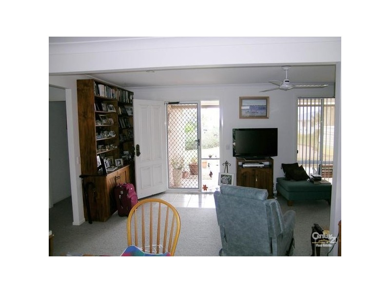 92 Green Point Drive,, Green Point NSW 2428