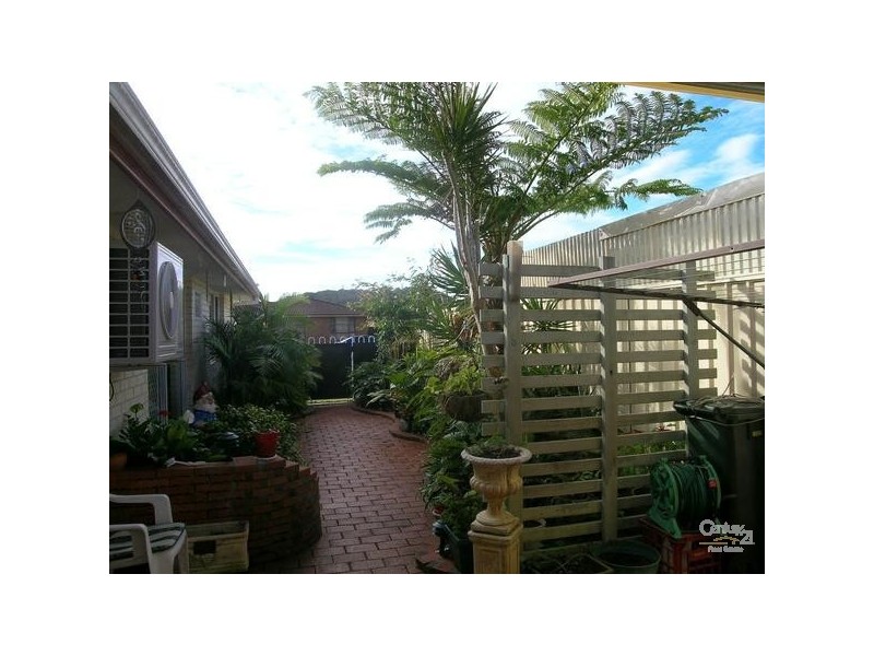 1/10 Argo Place, Forster NSW 2428