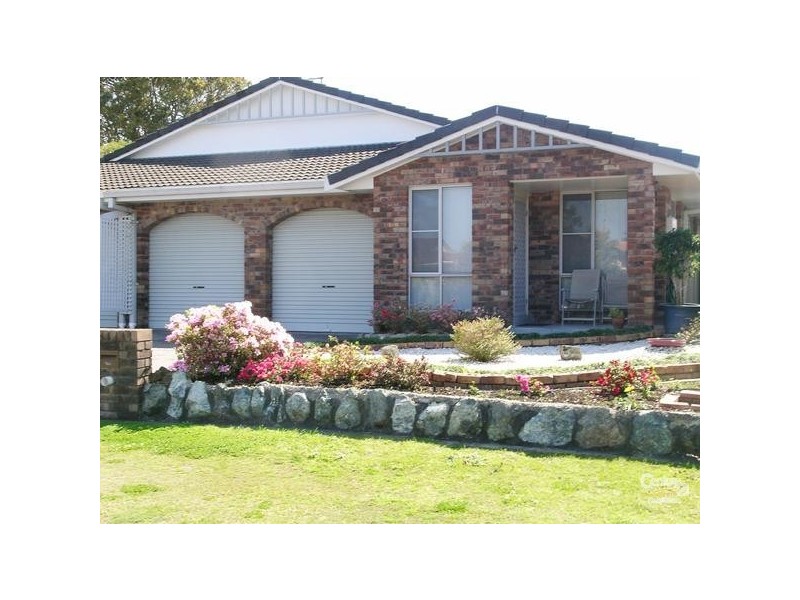 2/30 Kenrose Street, Forster NSW 2428