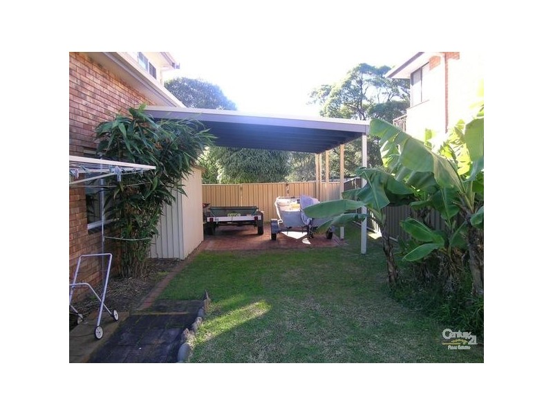 90 Strand Street, Forster NSW 2428
