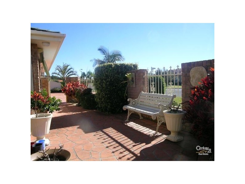 1/24 Amanda Crescent, Forster NSW 2428