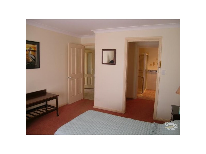 1/8 Cedar Grove, Forster NSW 2428