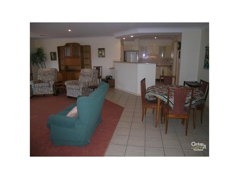 1/8 Cedar Grove, Forster NSW 2428