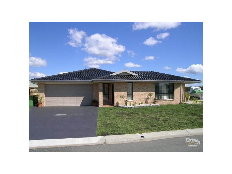 1/15 Riana Avenue, Forster NSW 2428