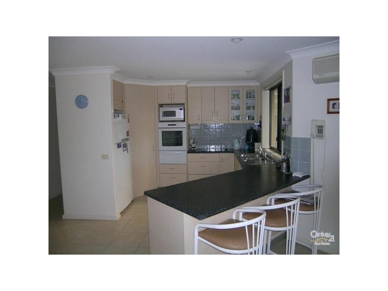 1/15 Riana Avenue, Forster NSW 2428