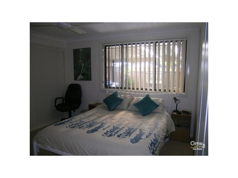 1/15 Riana Avenue, Forster NSW 2428