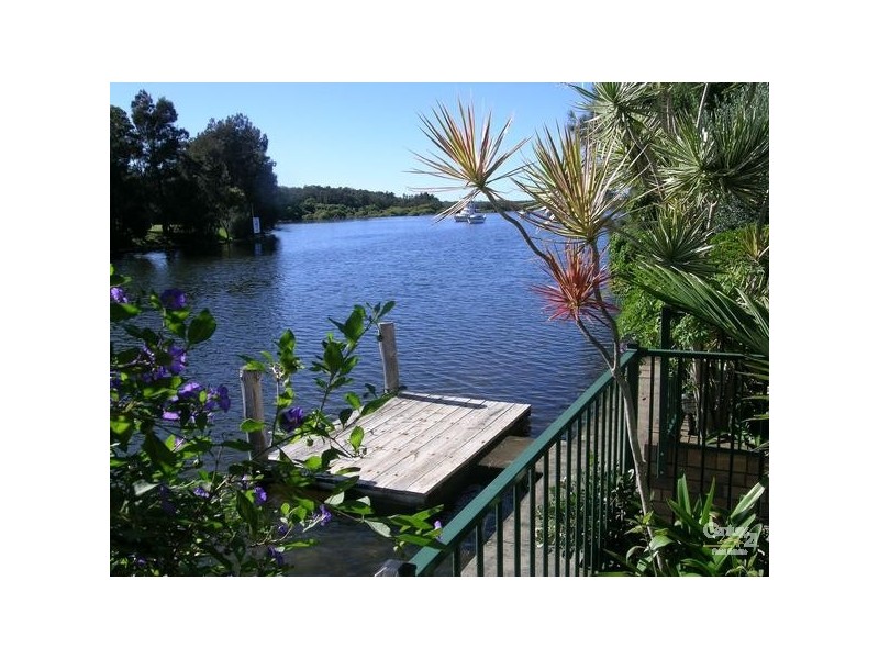 120 Elizabeth Parade, Forster NSW 2428