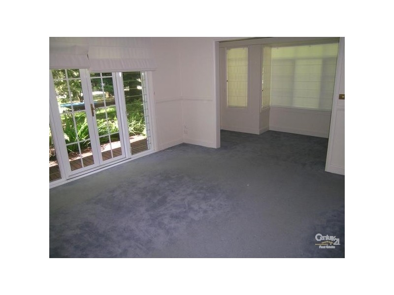 120 Elizabeth Parade, Forster NSW 2428