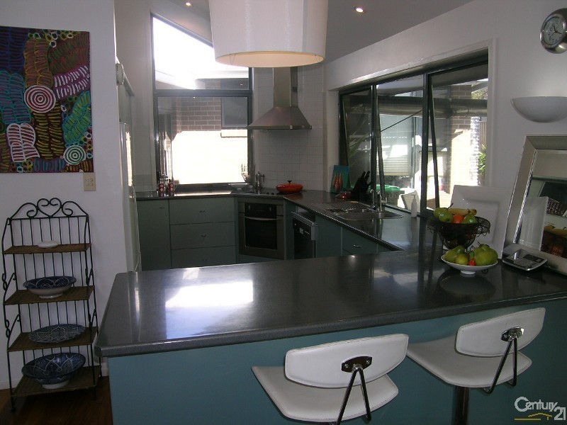 3 Affleck Close, Forster NSW 2428
