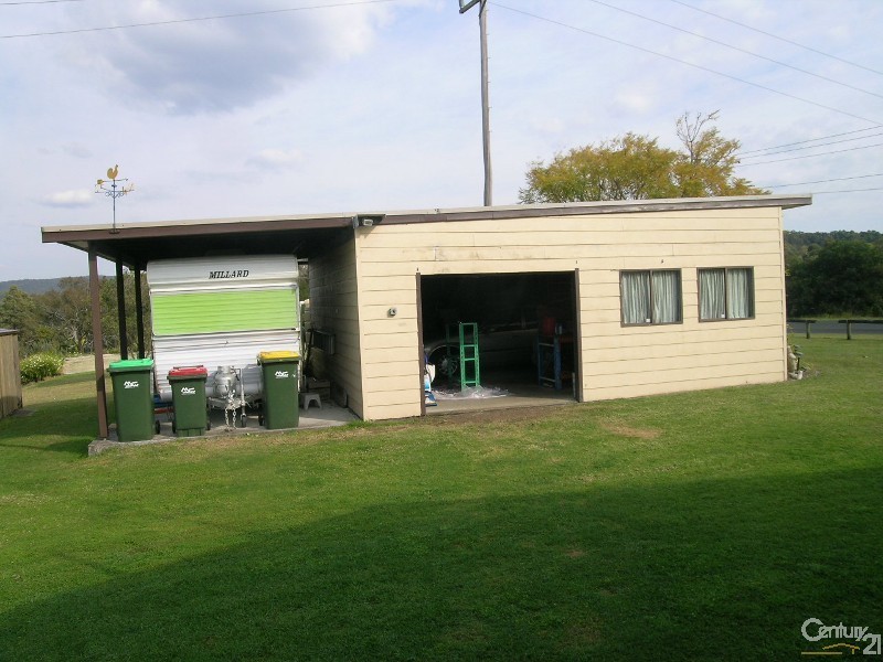 15 Kiwarrak Drive, Rainbow Flat NSW 2430