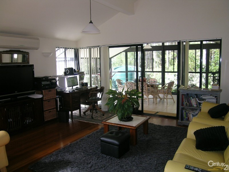 7 Zamia Place, Forster NSW 2428