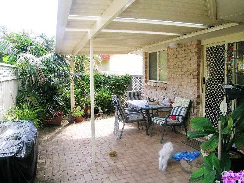 2/4 Grandis Drive, Tuncurry NSW 2428