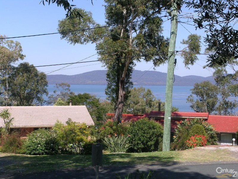 94 Green Point Drive, Green Point NSW 2428