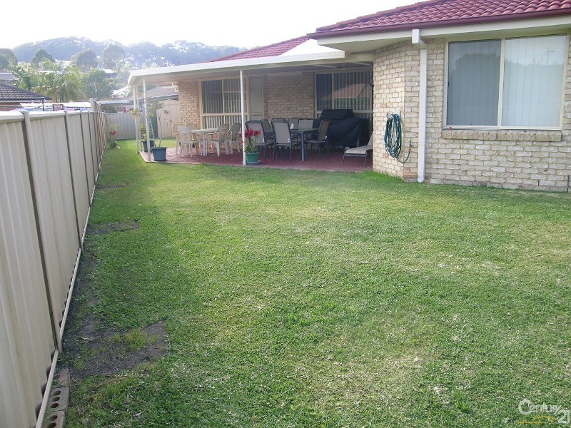 2 Areca Court, Forster NSW 2428