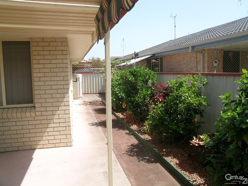 1/16 Amanda Crescent, Forster NSW 2428