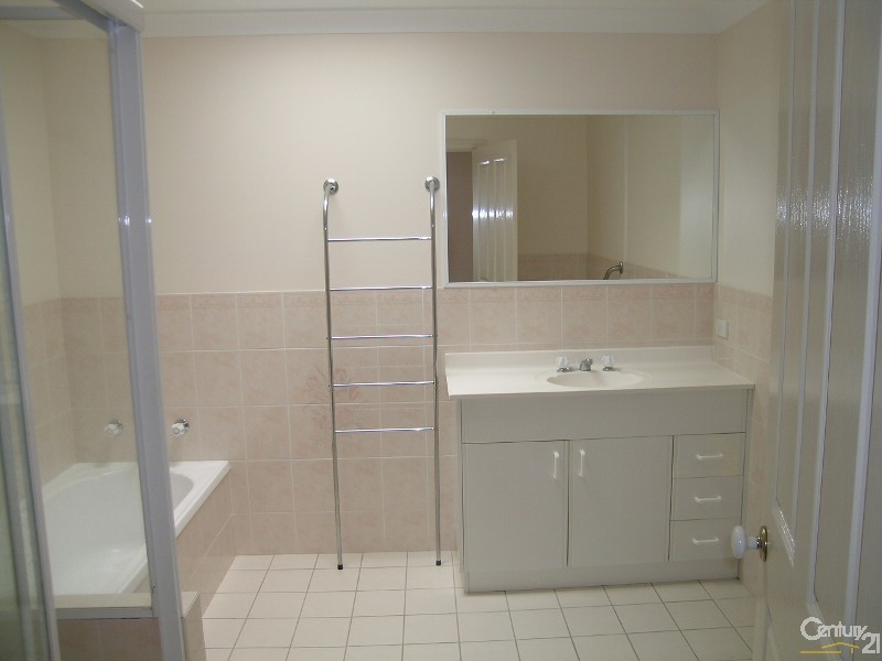 1/16 Amanda Crescent, Forster NSW 2428