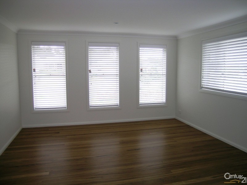 1/8 Wirrana Circuit, Forster NSW 2428