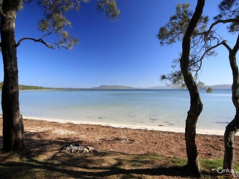 99 Green Point Drive, Green Point NSW 2428