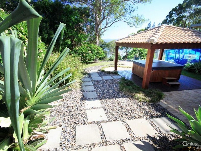 99 Green Point Drive, Green Point NSW 2428