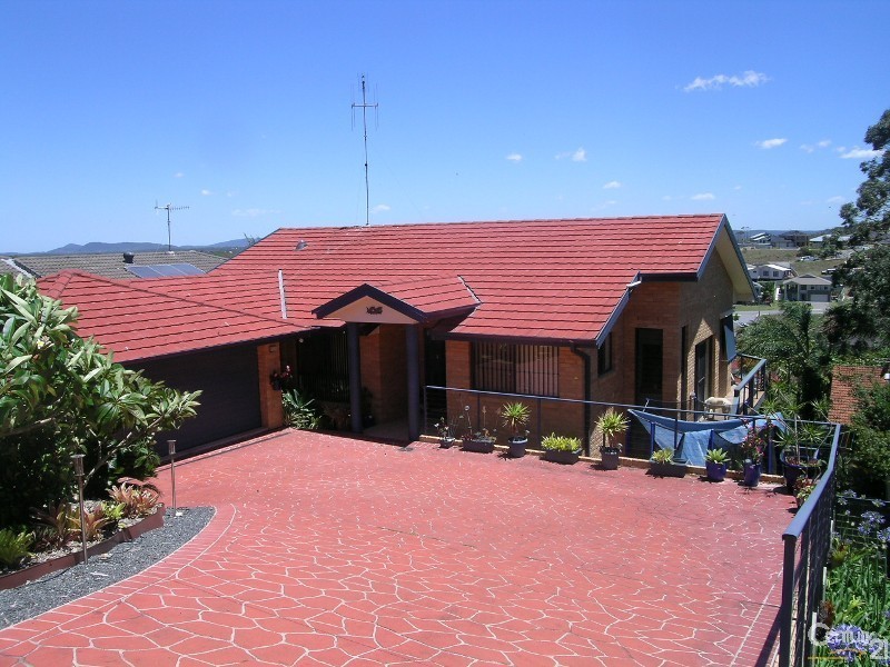 22 Belton Way, Forster NSW 2428