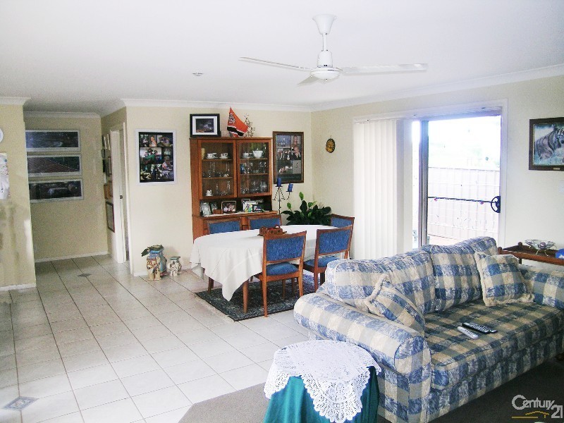 3/11 Paruna Court, Forster NSW 2428