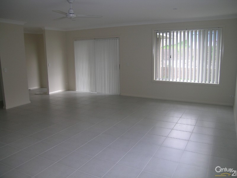 1/4A Pioneer Drive, Forster NSW 2428