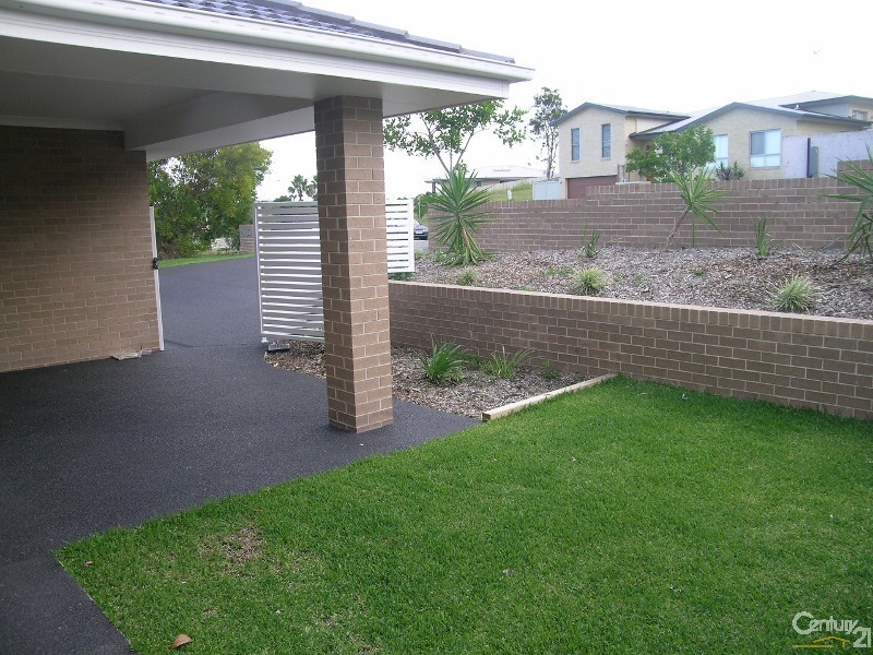 1/4A Pioneer Drive, Forster NSW 2428