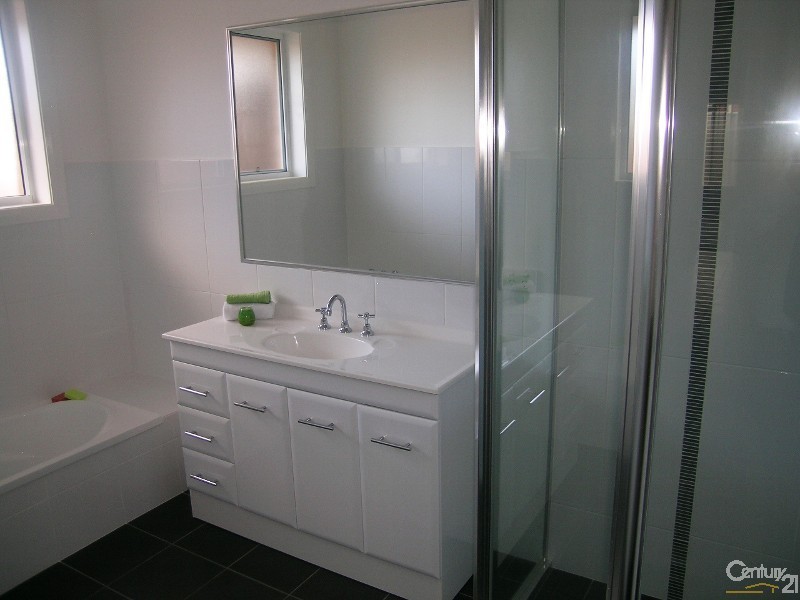 1/4A Pioneer Drive, Forster NSW 2428