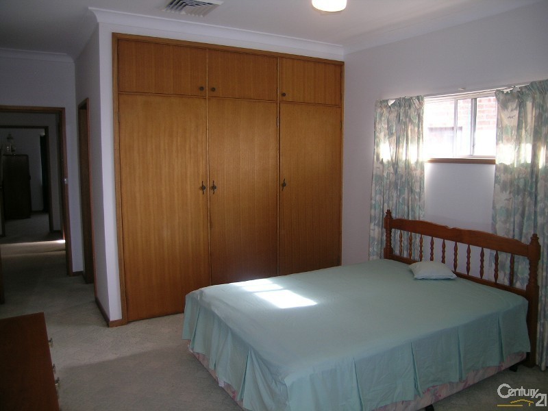 75 Burgess Road, Forster NSW 2428