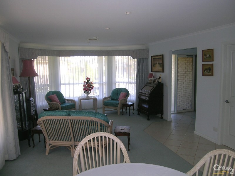 81 Wamara Crescent, Forster NSW 2428