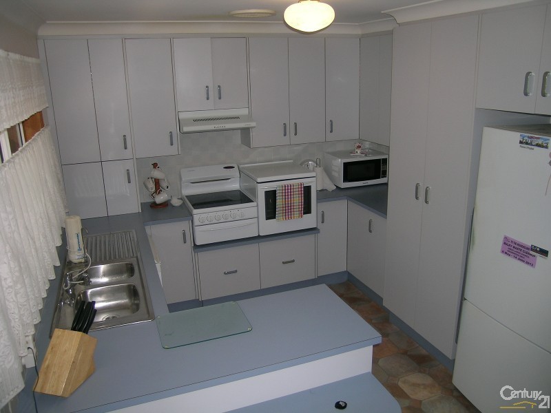 1/72 Hind Avenue, Forster NSW 2428