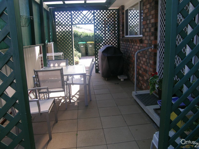 1/72 Hind Avenue, Forster NSW 2428