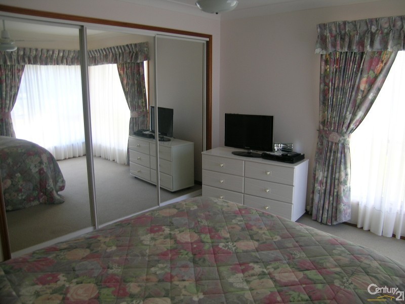 1/72 Hind Avenue, Forster NSW 2428