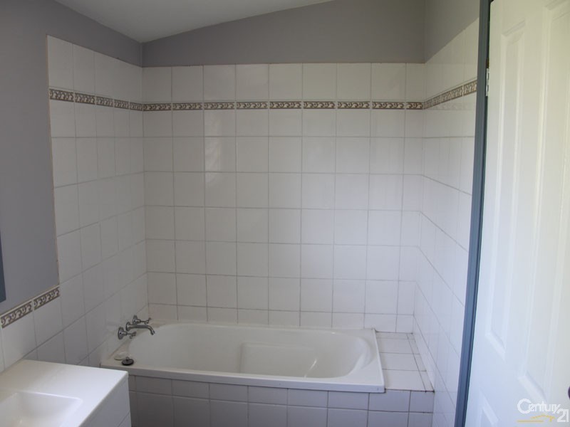 18 Toby Street, Forster NSW 2428