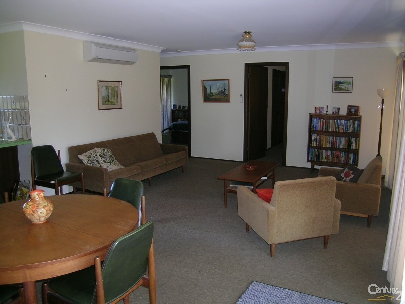 17 Kiwarrak Drive, Rainbow Flat NSW 2430