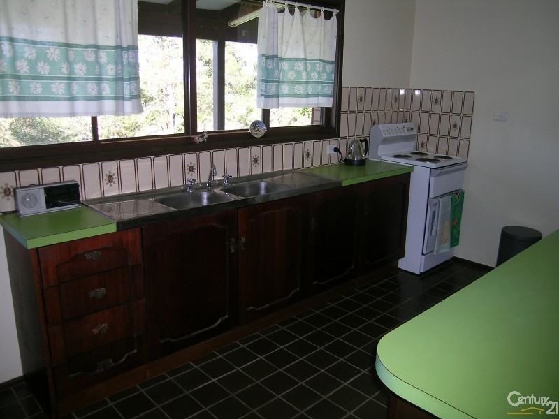 17 Kiwarrak Drive, Rainbow Flat NSW 2430