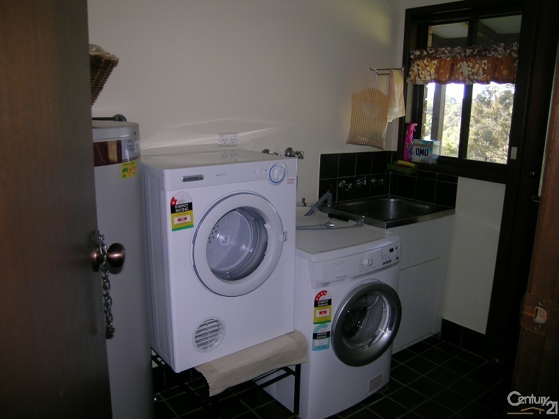 17 Kiwarrak Drive, Rainbow Flat NSW 2430