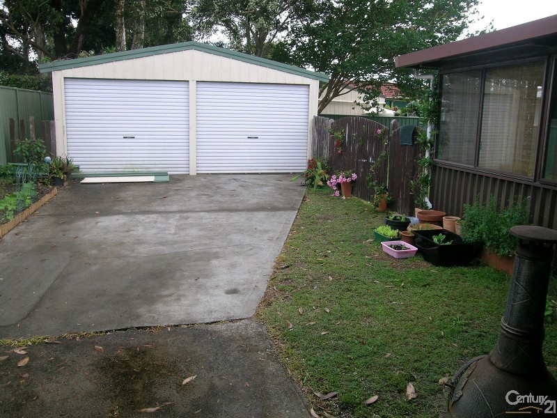 9 Guy Avenue, Forster NSW 2428