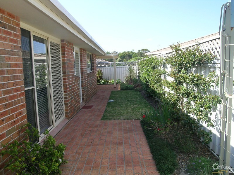 2/78 Amanda Crescent, Forster NSW 2428