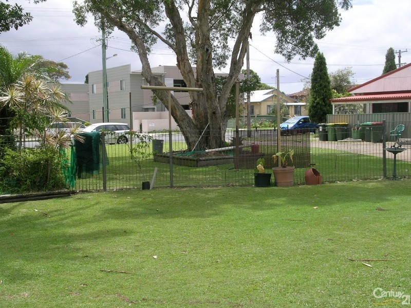 70 Breckenridge Street, Forster NSW 2428