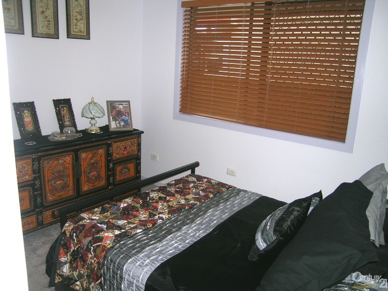 236 The Lakes Way, Tuncurry NSW 2428