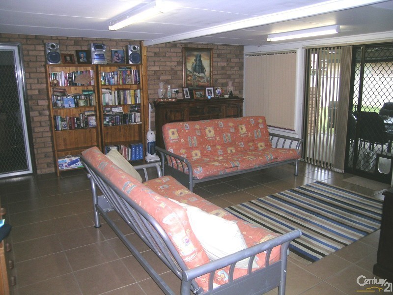 236 The Lakes Way, Tuncurry NSW 2428